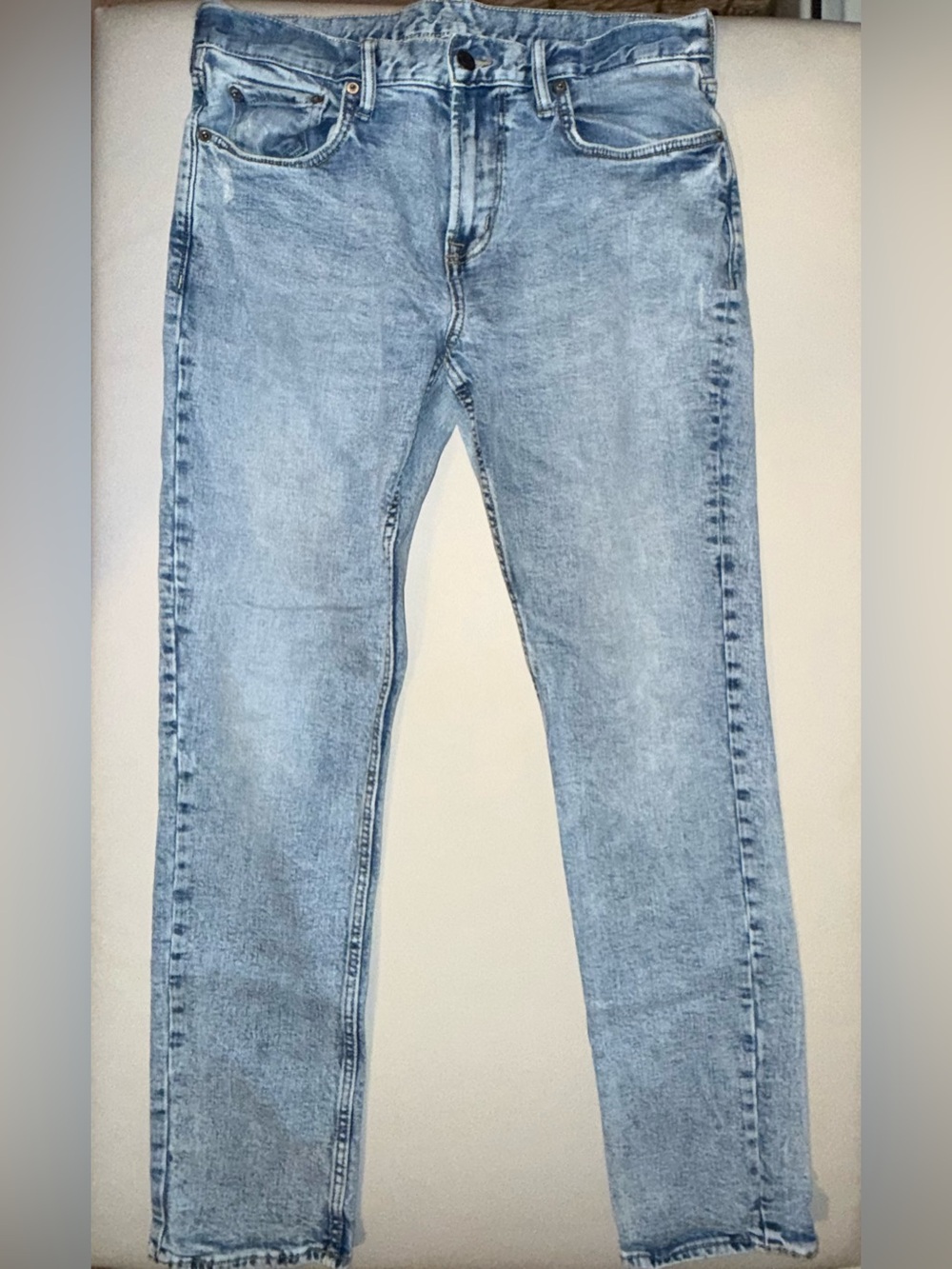Old Navy Men's Light Wash Slim Straight Jeans